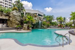 Diamond Hotel Swimming Pool
